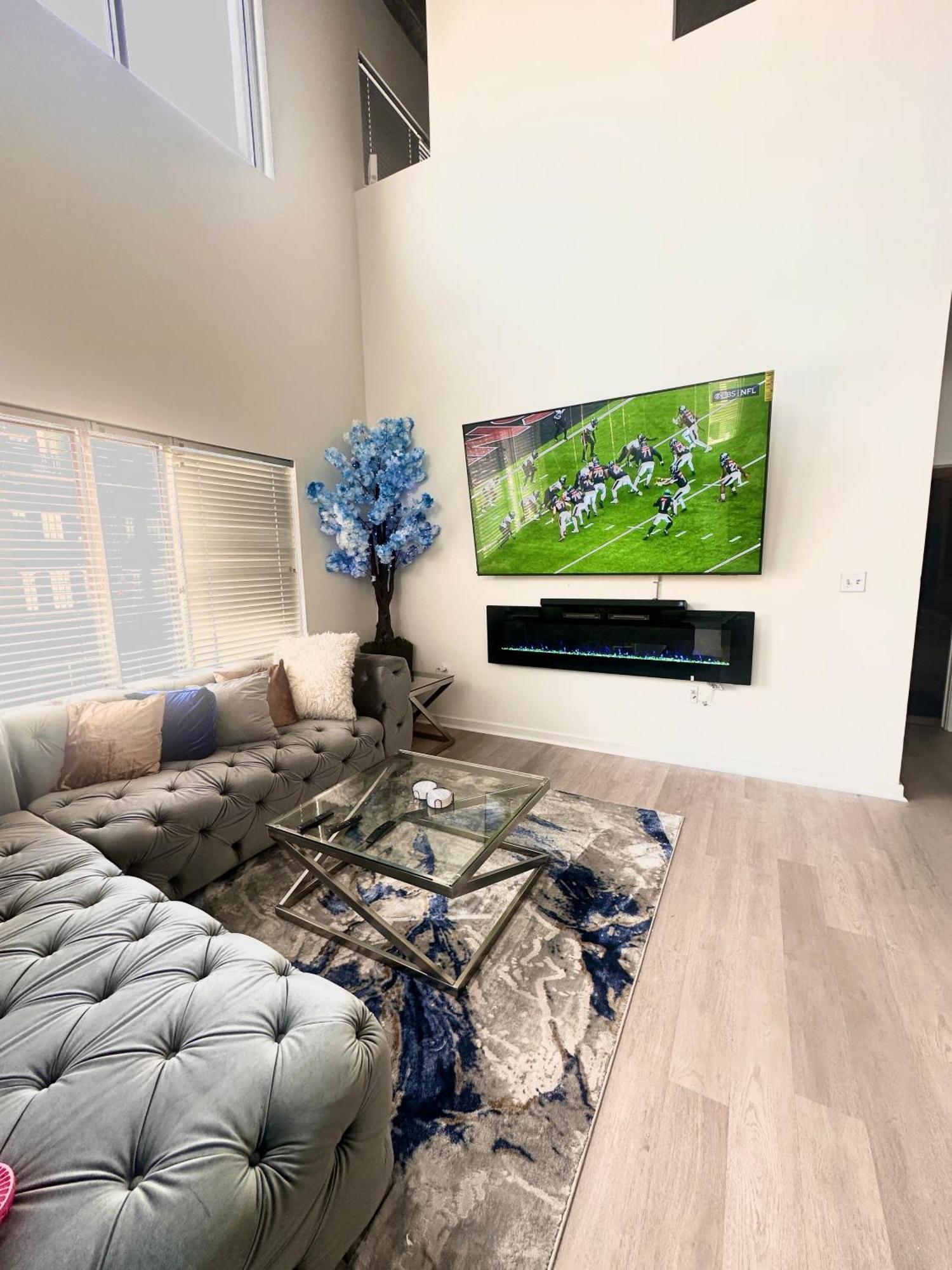 Grand 3Br Loft In Atlantic Station Apartment แอตแลนตา ภายนอก รูปภาพ