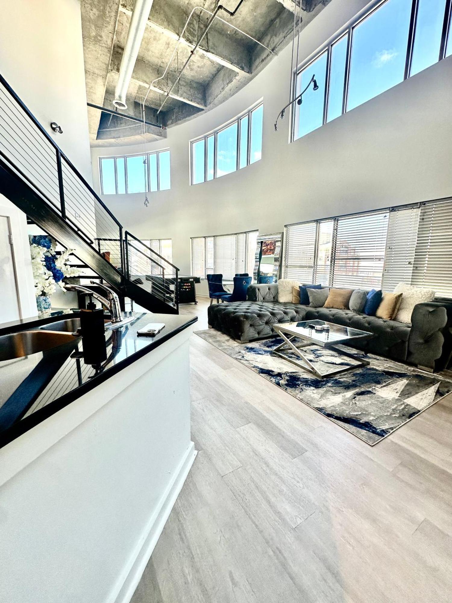 Grand 3Br Loft In Atlantic Station Apartment แอตแลนตา ภายนอก รูปภาพ